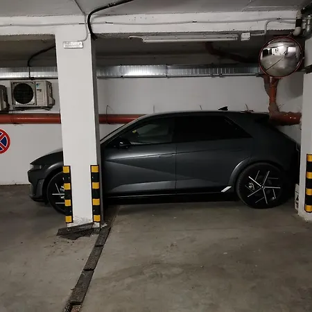 Good Mood & Parking